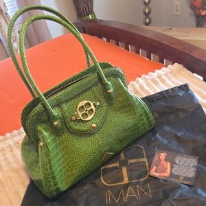 IMAN Vibrant Green Crocodile-Embossed Satchel💚